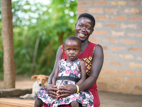 Photo: Smiling mother and baby